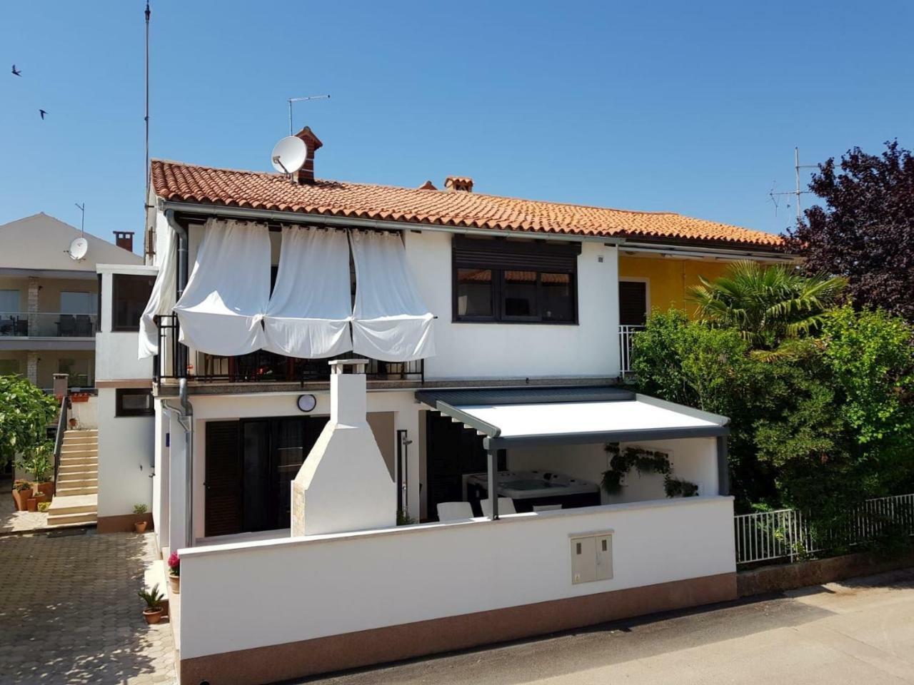Apartment Auretta Novigrad  Exterior photo